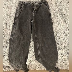Black PacSun woman’s cargo pants